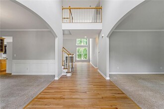 1280 Water View Ln in Suwanee, GA - Building Photo - Building Photo
