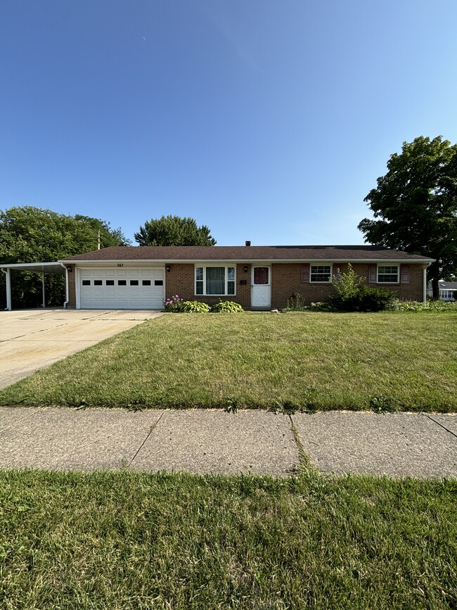 267 Porter Dr in Englewood, OH - Building Photo - Building Photo