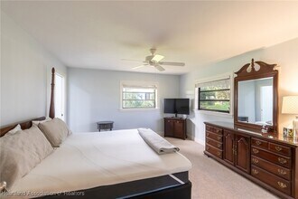 102 Squirrel Point in Lorida, FL - Building Photo - Building Photo