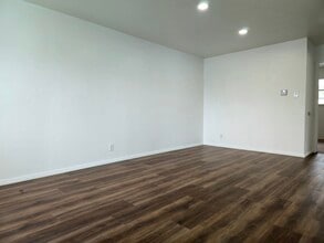 201 Park St in Soledad, CA - Building Photo - Building Photo