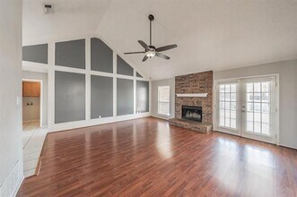 1328 Falcon Dr in Lewisville, TX - Building Photo - Building Photo