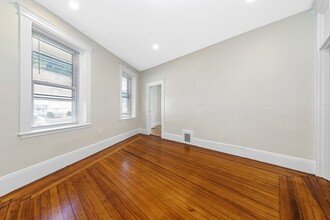 47 Brackett St, Unit #1 in Boston, MA - Building Photo - Building Photo
