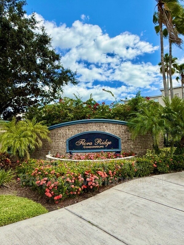 3000 Laurel Park Ln in Kissimmee, FL - Building Photo - Building Photo