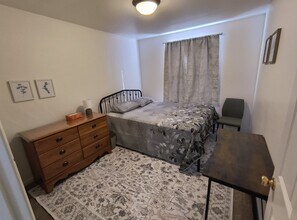 3518 E Richmond Rd, Unit 3518-13 in Richmond, VA - Foto de edificio - Building Photo