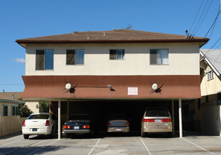 1257 Kenmore Ave in Los Angeles, CA - Building Photo - Building Photo