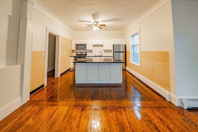 property at 118 White St