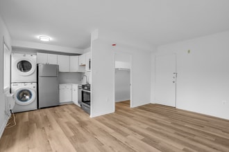 4465 MacArthur Blvd NW in Washington, DC - Building Photo - Building Photo