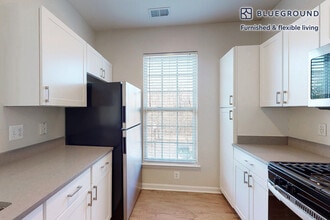 14240 Alta Oaks Dr in Rockville, MD - Building Photo - Building Photo