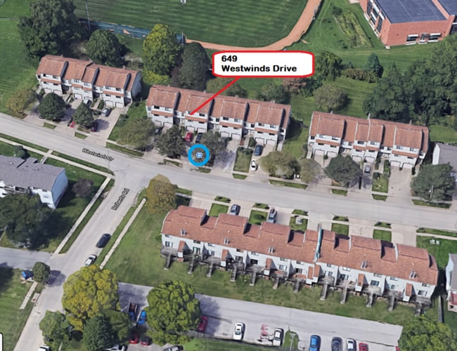 649 Westwinds Dr in Iowa City, IA - Building Photo - Building Photo