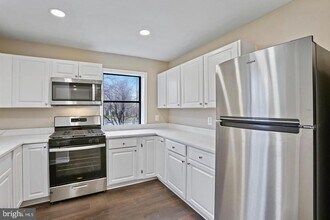 3287 15th Pl SE in Washington, DC - Building Photo - Building Photo