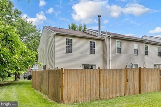 6799 Snow Goose Ct in Frederick, MD - Building Photo - Building Photo