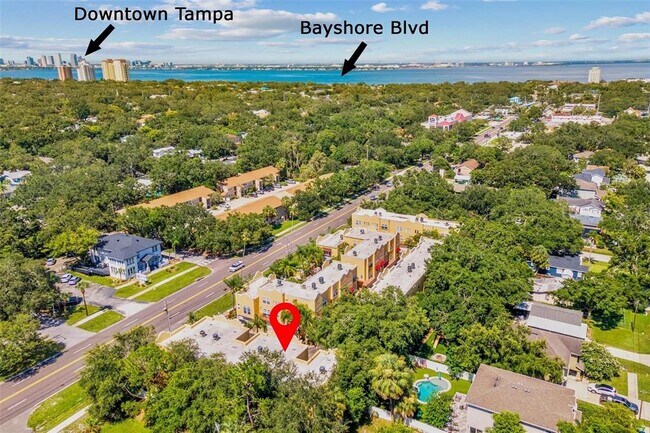 3330 Las Campos Pl in Tampa, FL - Building Photo - Building Photo