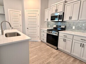 1021 SW 139th St in Oklahoma City, OK - Building Photo - Building Photo