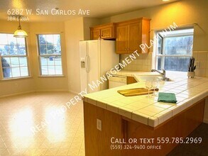6282 W San Carlos Ave in Fresno, CA - Building Photo - Building Photo