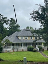 5179 Beech Forest Dr SW in Lilburn, GA - Building Photo