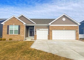 6054 E 112th Pl in Winfield, IN - Building Photo