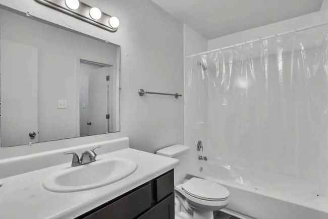 property at 1401 Longcreek Dr