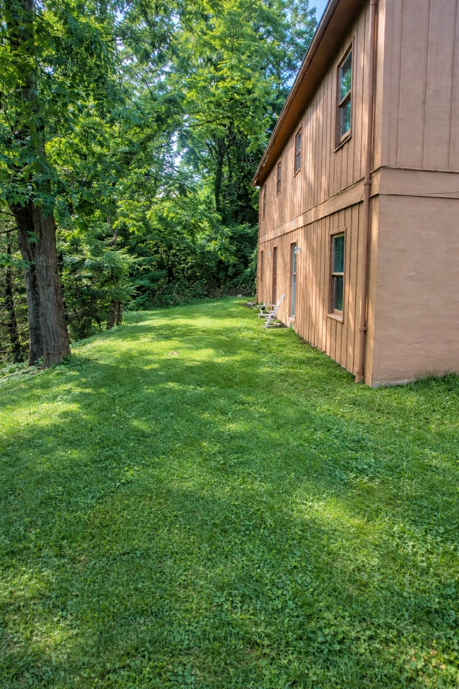 929 Union Ave in Morgantown, WV - Foto de edificio - Building Photo