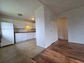 8801 Commercial St SW in Lakewood, WA - Building Photo - Building Photo