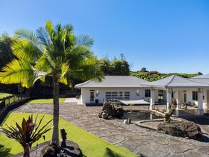 75-938-938 Hiona St in Holualoa, HI - Foto de edificio - Building Photo