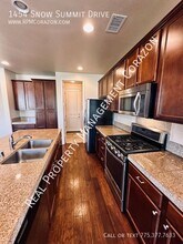1454 Snow Summit Dr in Reno, NV - Building Photo - Building Photo