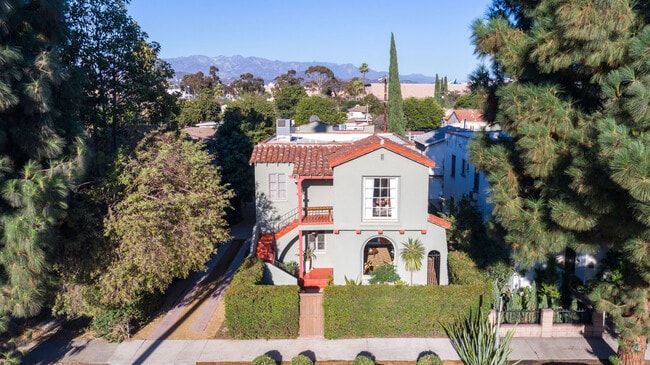 4117 Edenhurst Ave, Unit 4119 in Los Angeles, CA - Building Photo - Building Photo