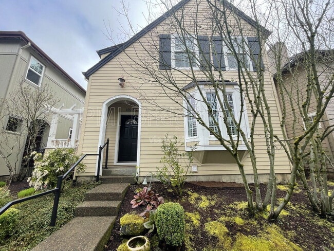 property at 10235 NW Edgewood Dr