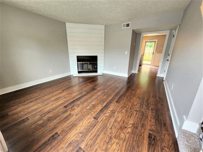 141 Thistle Ln in Nashville, TN - Building Photo - Building Photo