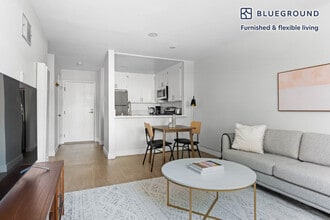 5405 Lindley Ave-Unit -FL1-ID693 in Los Angeles, CA - Building Photo - Building Photo