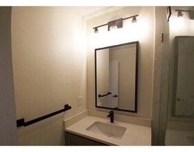 109 Eutaw St-Unit -1 in Boston, MA - Building Photo - Building Photo