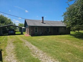 971 FM 27 in Streetman, TX - Building Photo