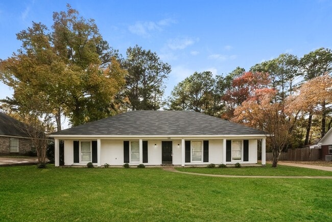 property at 506 Huntington Dr