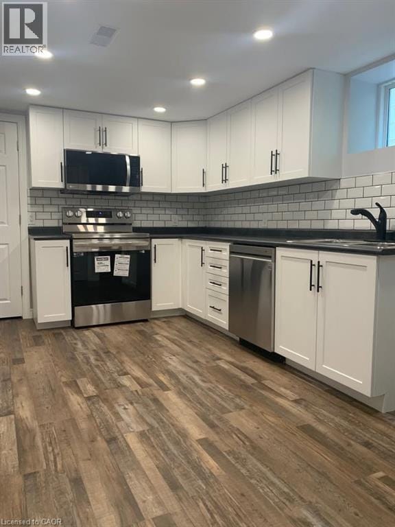 property at 17 Mayflower Ave