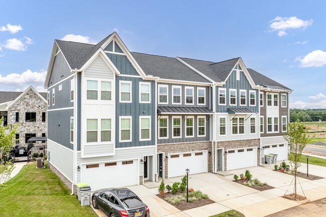 The Villages at Terrace Greene in Barboursville, VA - Building Photo - Building Photo