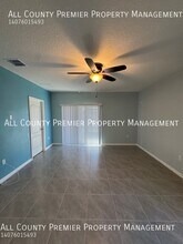 994 King Parc Rd in Orange City, FL - Building Photo - Building Photo