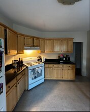 29 Ibbetson St, Unit 2 in Somerville, MA - Building Photo - Building Photo