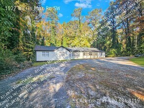 1527 Willis Mill Rd SW in Atlanta, GA - Building Photo - Building Photo
