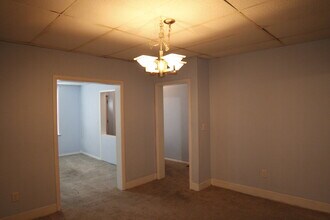 807 W Wilkes Barre St in Easton, PA - Building Photo - Building Photo