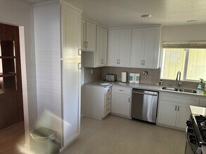 2306 Bodie St in Santa Rosa, CA - Building Photo - Building Photo