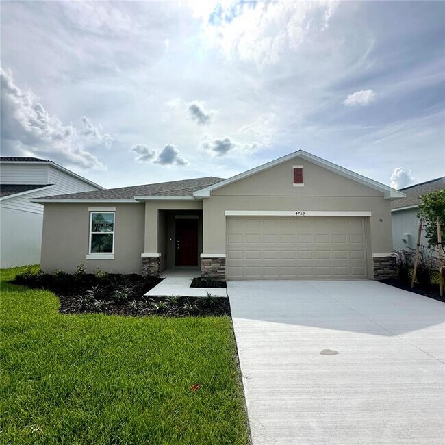 4752 Cloister St in Kissimmee, FL - Building Photo - Building Photo