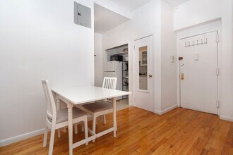 215 B E 95th St in New York, NY - Building Photo - Building Photo
