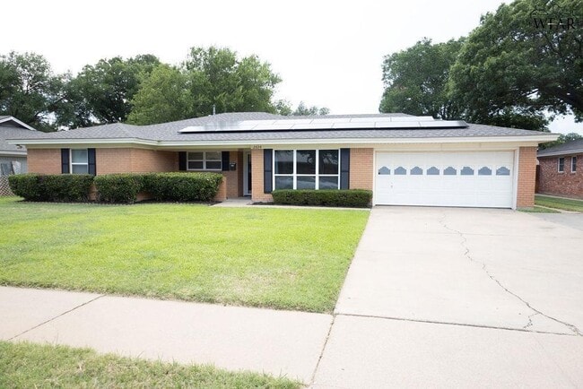 2824 Barrywood Dr
