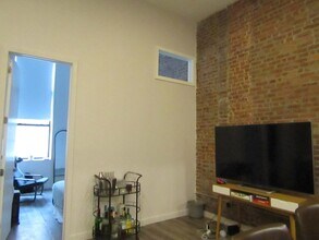 139 Newark Ave in Jersey City, NJ - Building Photo - Building Photo