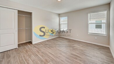 9596 Hood Rd in Jacksonville, FL - Building Photo - Building Photo