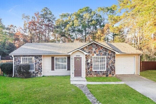 property at 2995 Valley View Cir