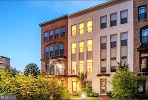 924 King Farm Blvd in Rockville, MD - Building Photo