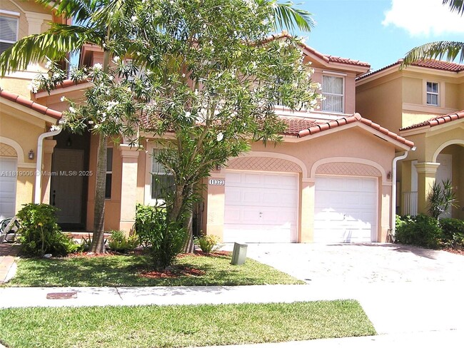11373 SW 137th Passage in Miami, FL - Building Photo - Building Photo