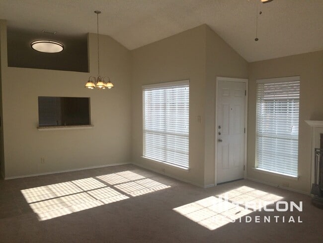 1638 Tuley St in Cedar Hill, TX - Building Photo - Building Photo