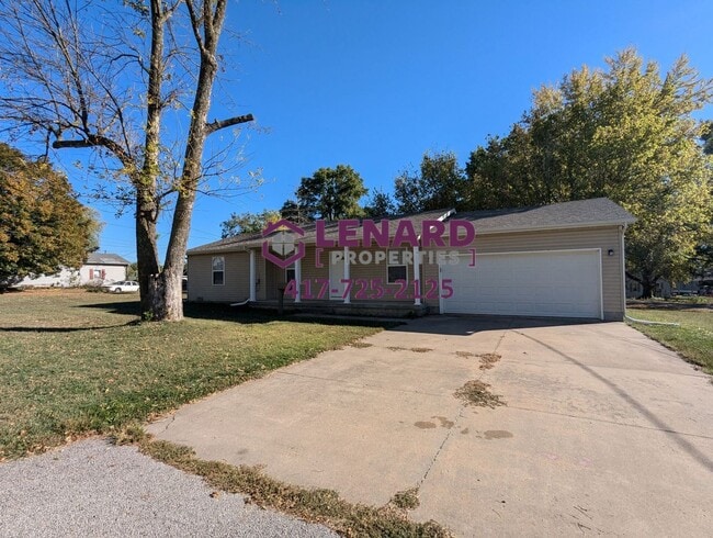 property at 406 E Division St