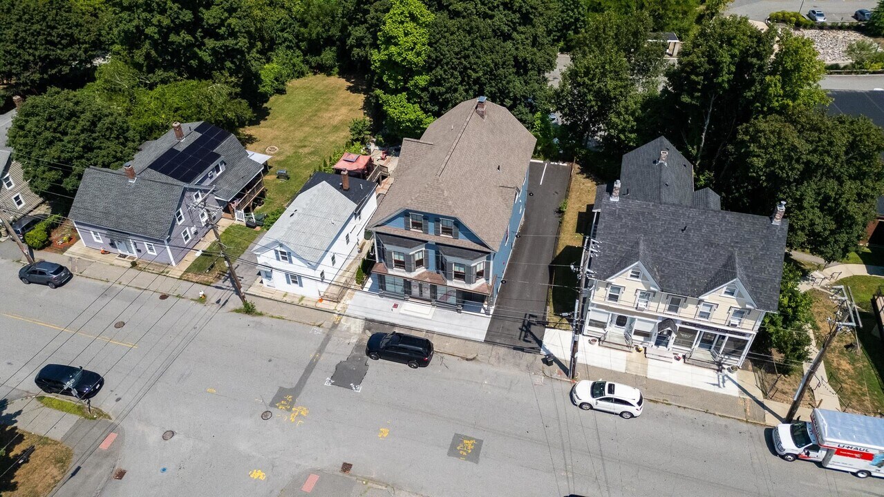 48-50 Water St in North Andover, MA - Building Photo